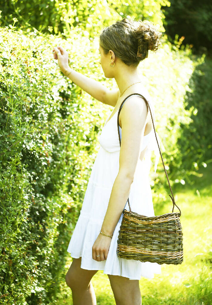 Small Oval Basket with Leather Shoulder Strap and Lining - Image 3