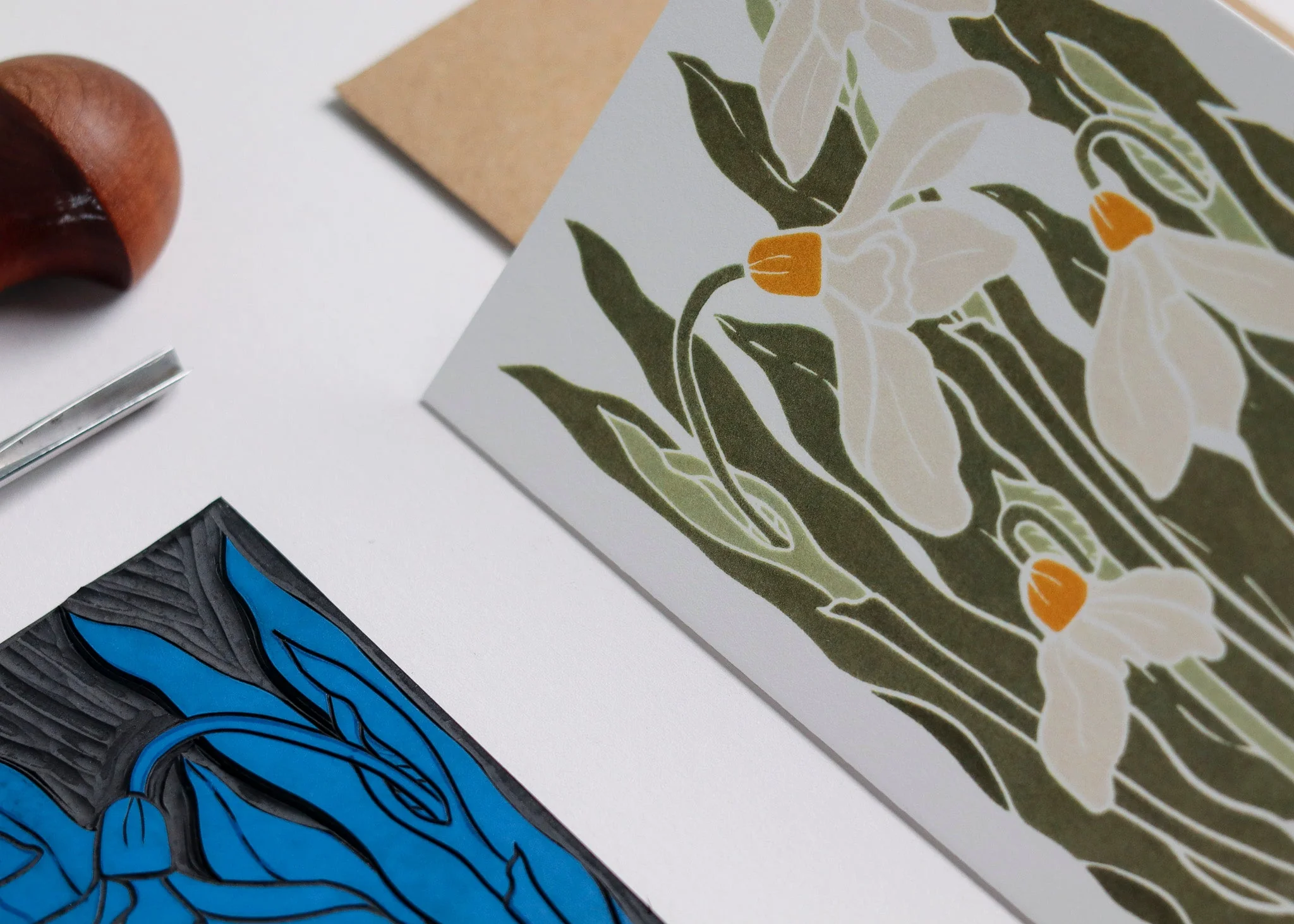 Snowdrops in the Garden Luxury Cotton Card | Single Card & Envelope - Image 10