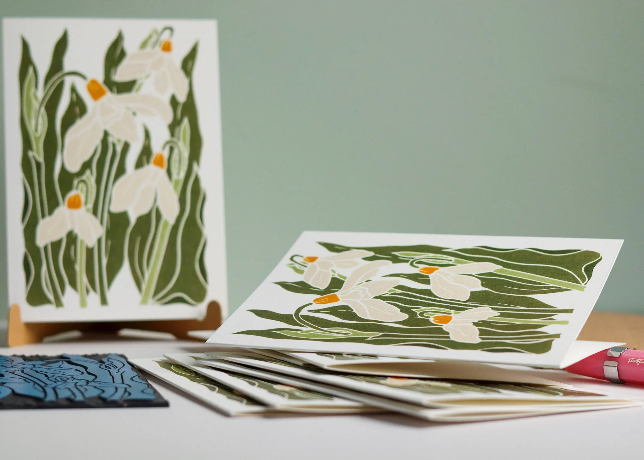 Snowdrops in the Garden | Set of 8 Notecards & Envelopes - Image 8