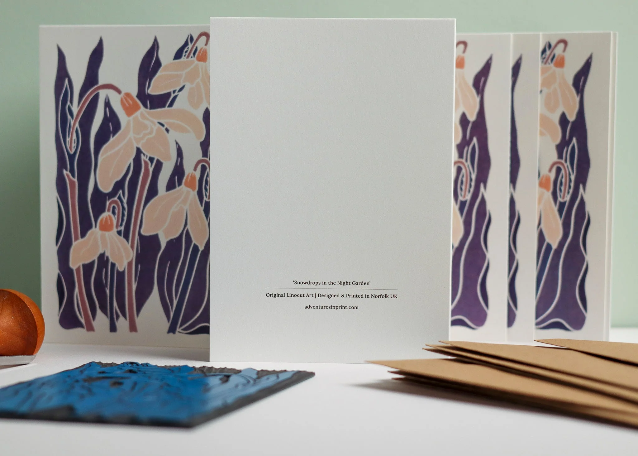 Snowdrops in the Night Garden | Set of 8 Notecards & Envelopes - Image 4
