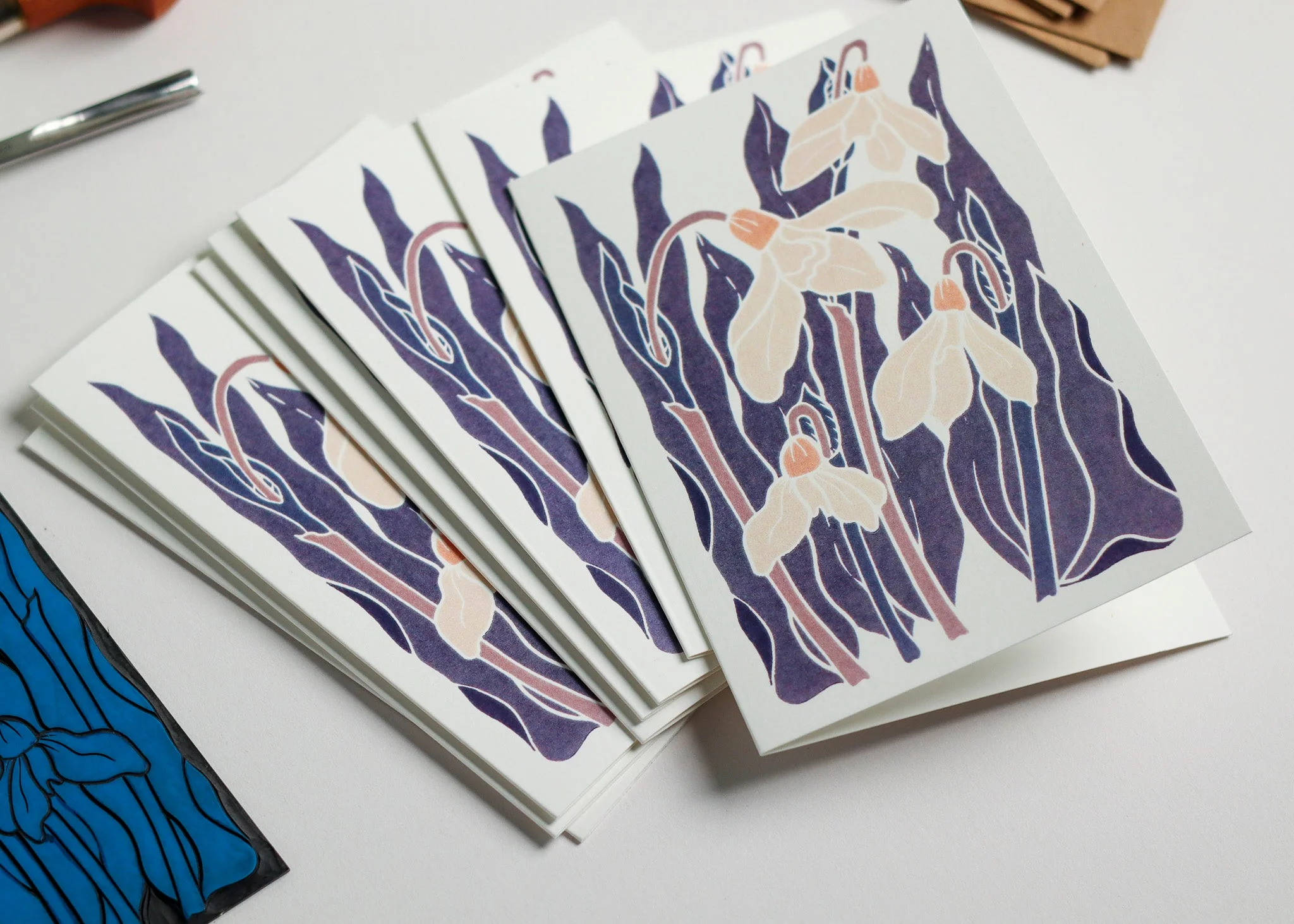 Snowdrops in the Night Garden | Set of 8 Notecards & Envelopes - Image 7