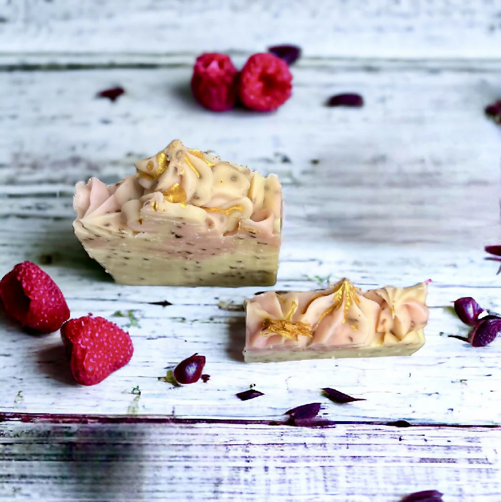 Soap Bar with Upcycled Raspberry Seeds with Frankincense, Orange Blossom & Neroli Small and Large Size - Image 7