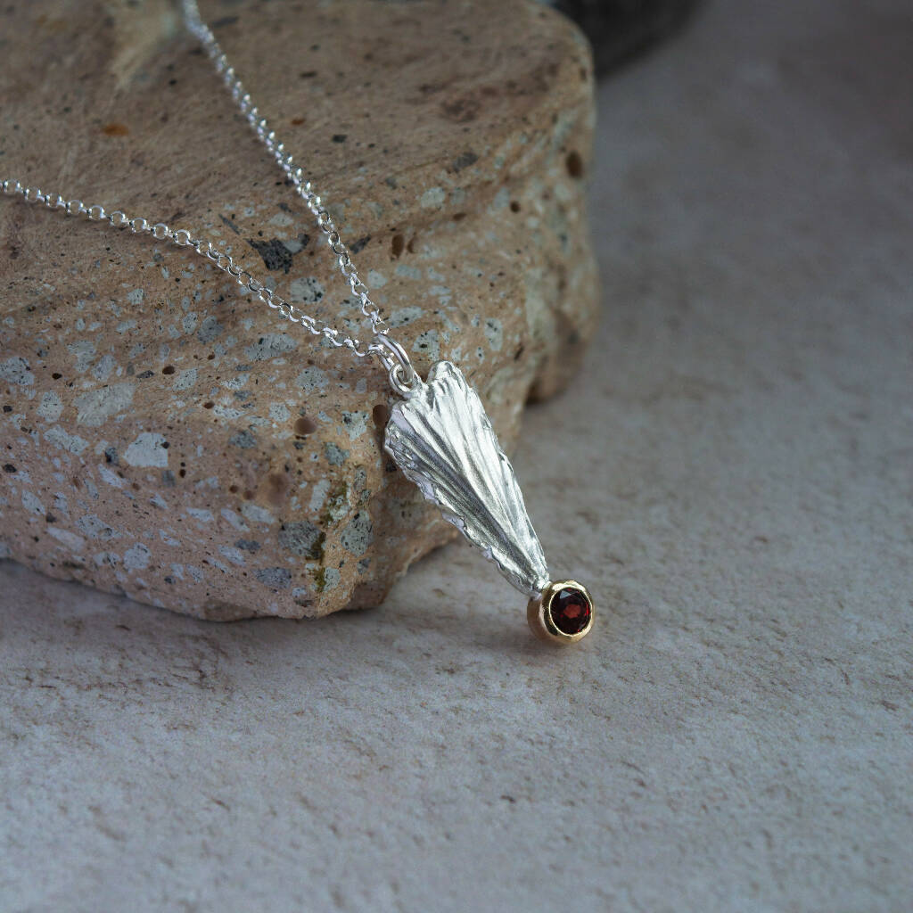 Solid Sterling Silver and 9ct Gold with Garnet "Arrowhead" Heart Pendant Necklace - Image 4