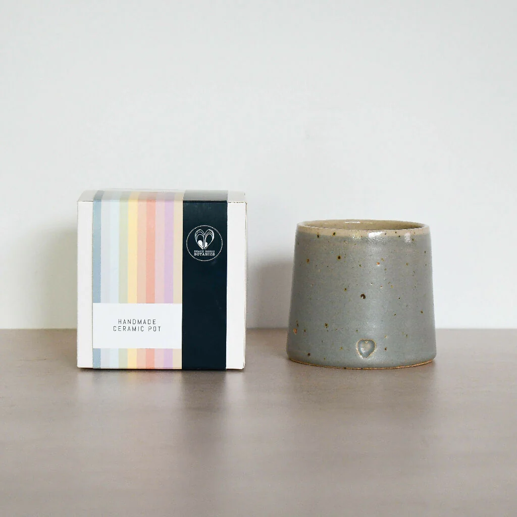 Speckled Clay Candle Pot with Refill - Satin Grey - Image 4