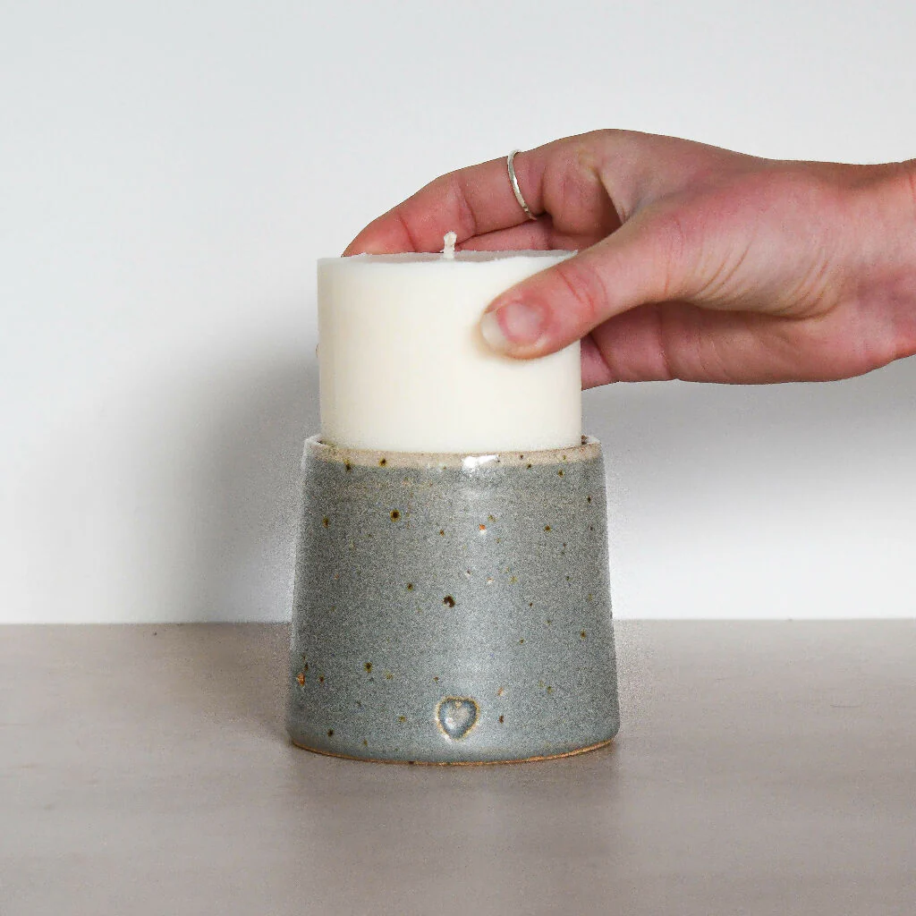 Speckled Clay Candle Pot with Refill - Satin Grey - Image 7