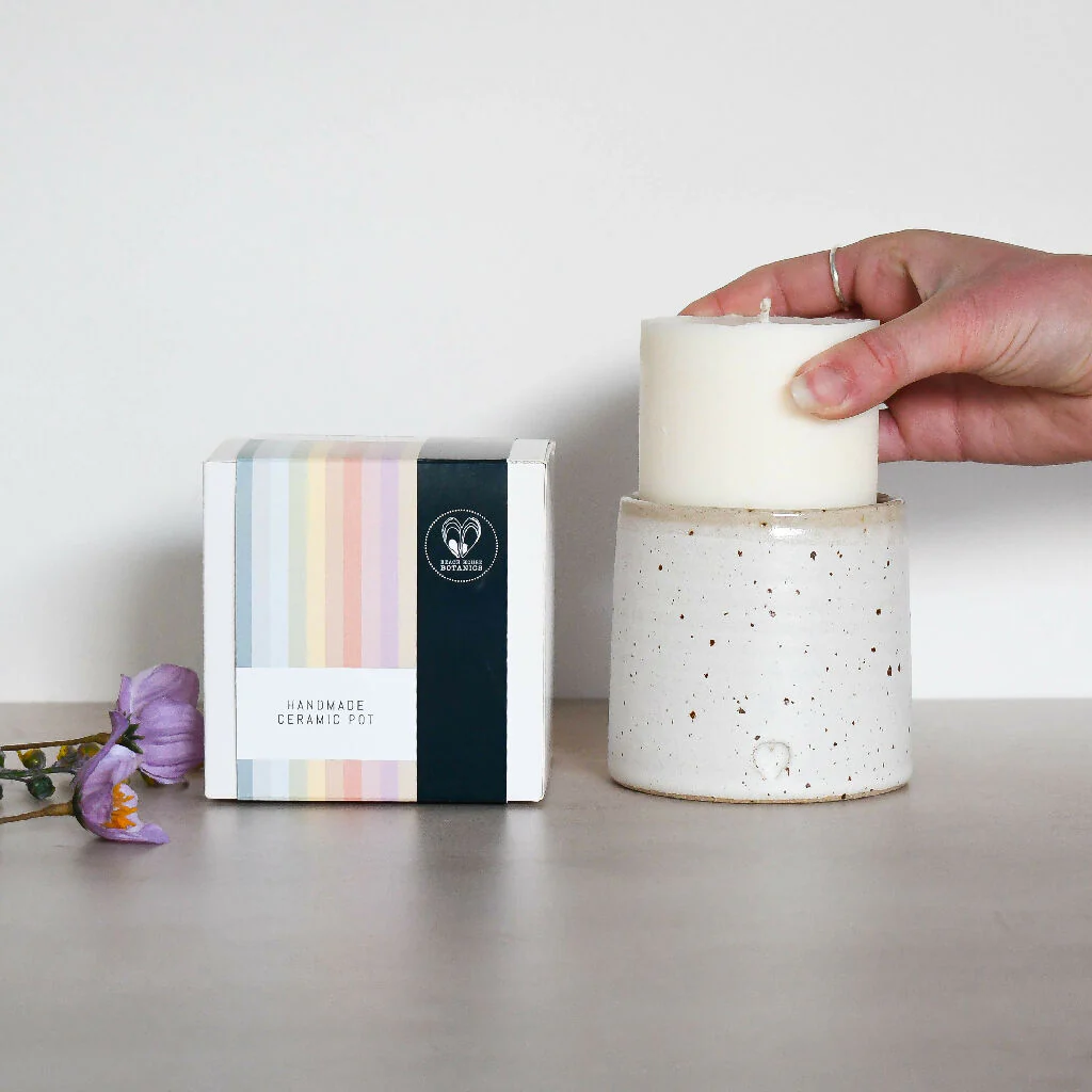 Speckled Clay Candle Pot with Refill - Snowdrop White - Image 4