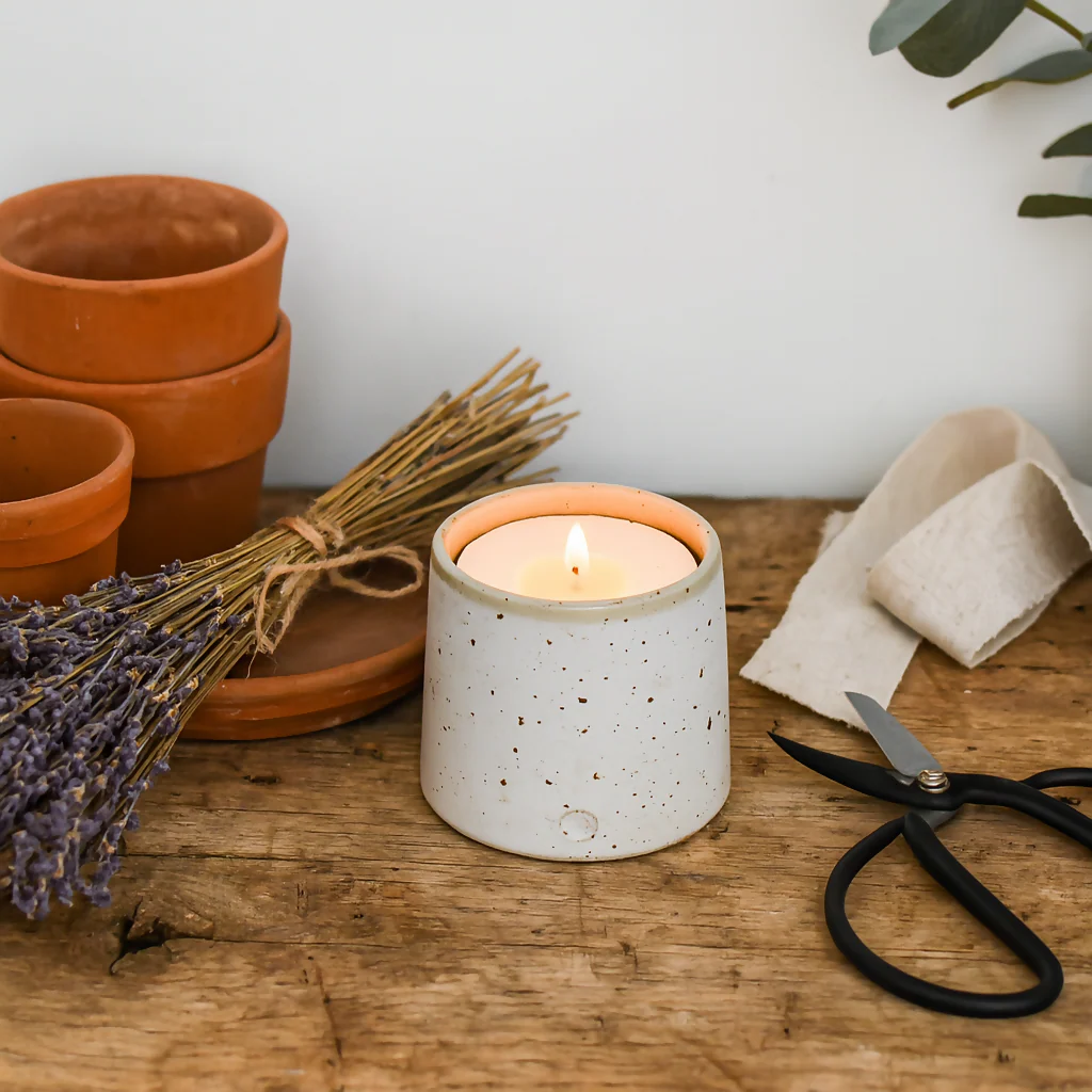 Speckled Clay Candle Pot with Refill - Snowdrop White - Image 9
