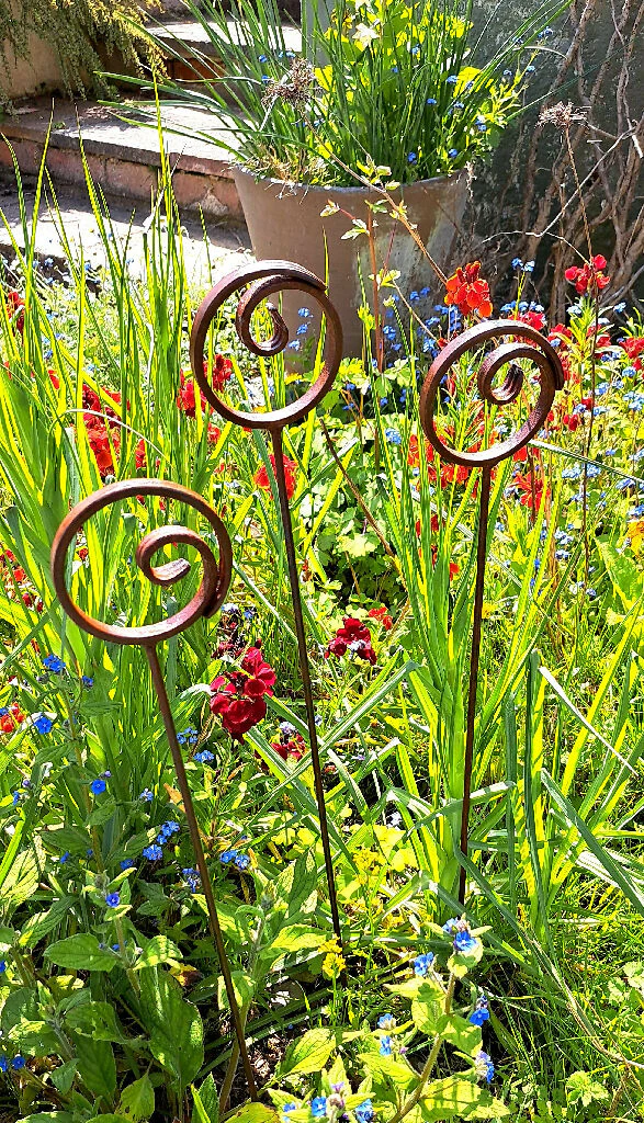 Spiral Garden Supports, Set of the Plant Stakes - Image 4