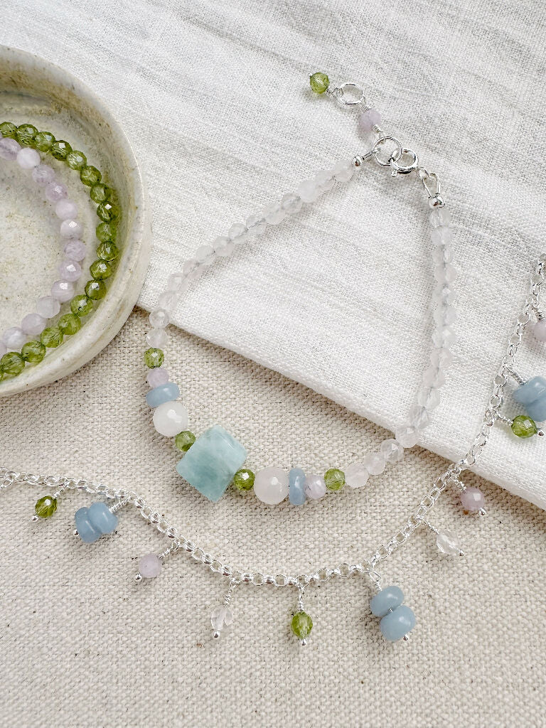 Spring Token Bracelet with rose quartz, kunzite and peridot - Image 3