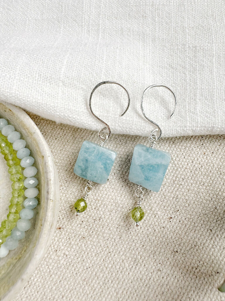 Spring Token Earrings with Aquamarine and Peridot - Image 2