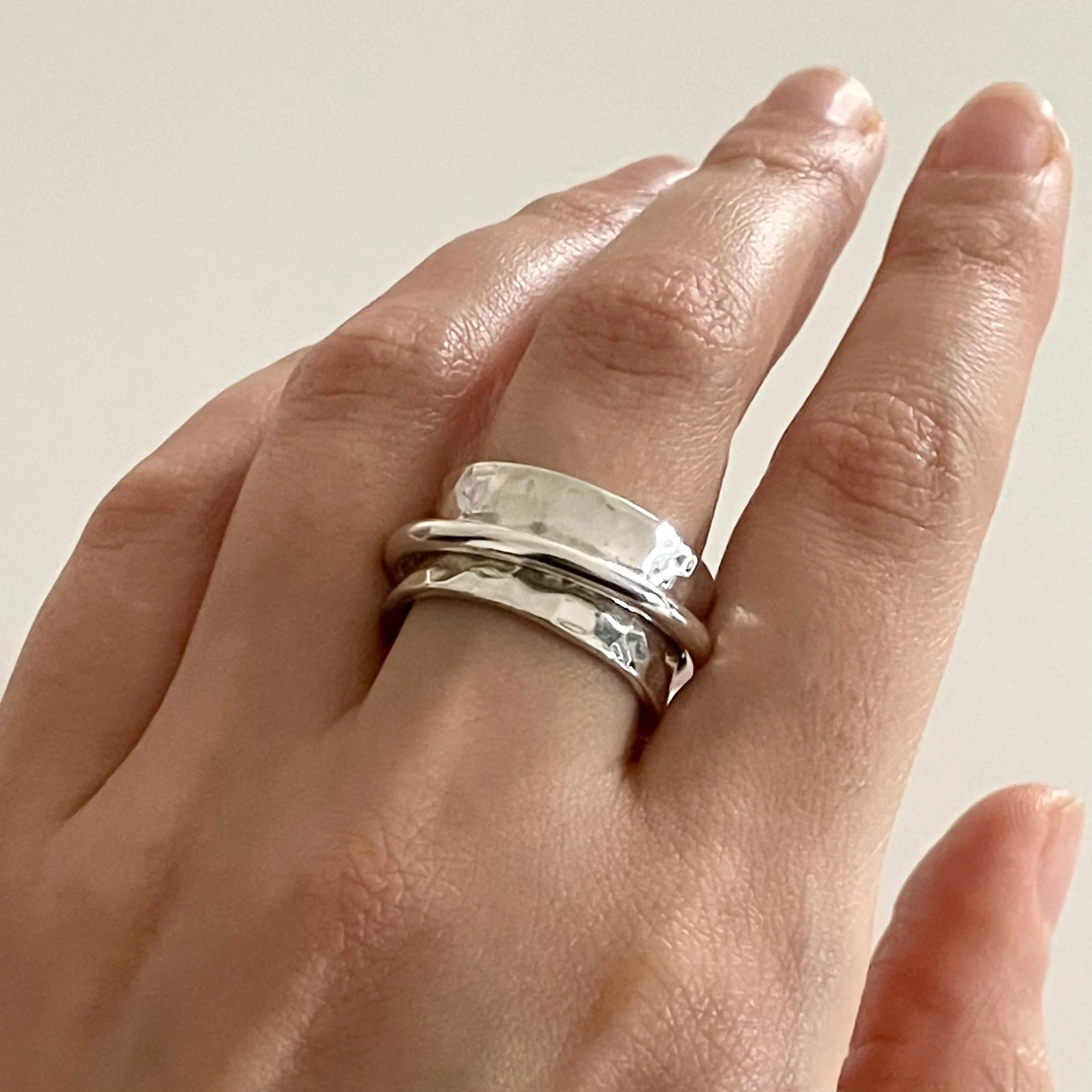 Statement Hammered Spinner Ring in Sterling Silver - Image 6