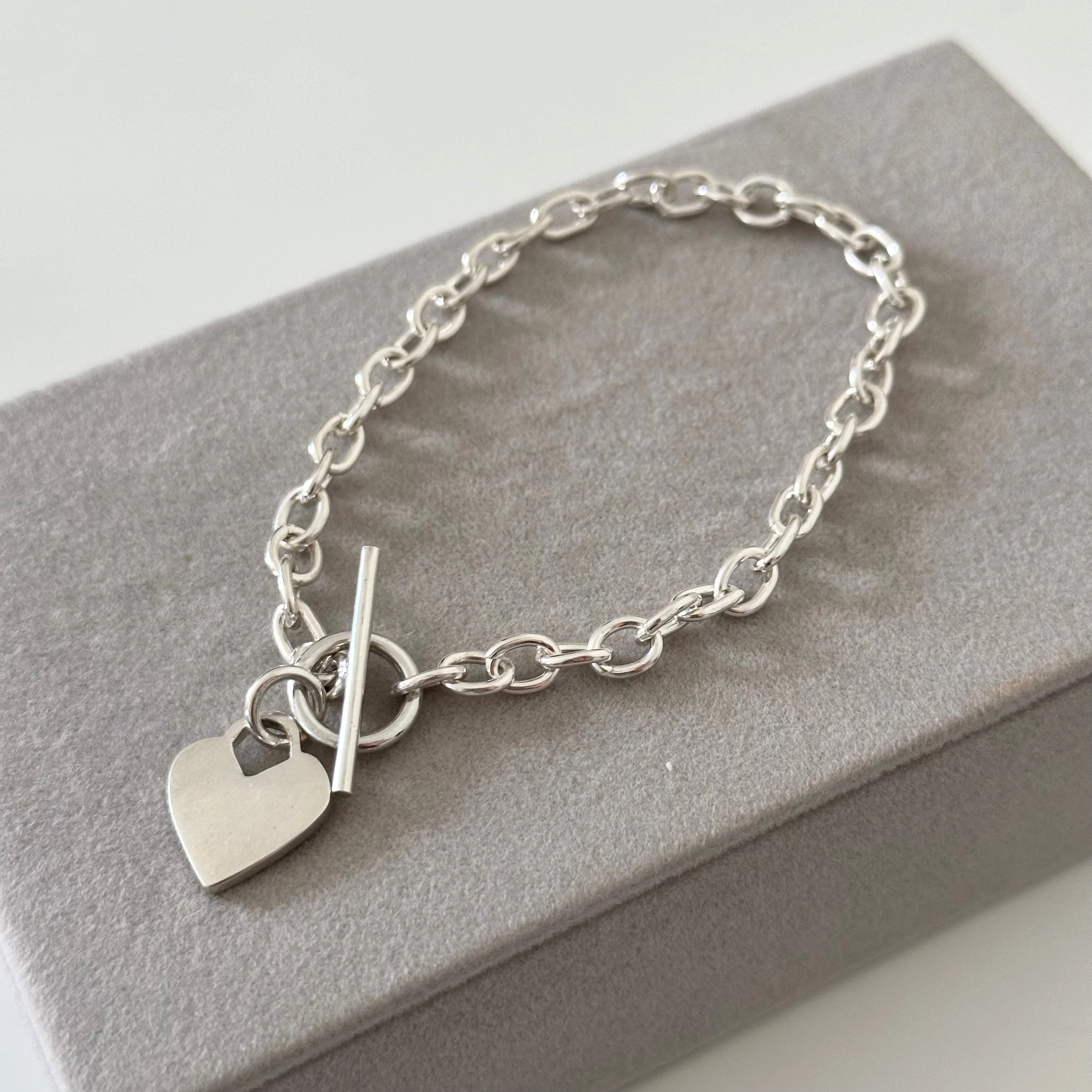 Sterling Silver Bracelet with Fine Oval Links and a Heart Charm - Image 7