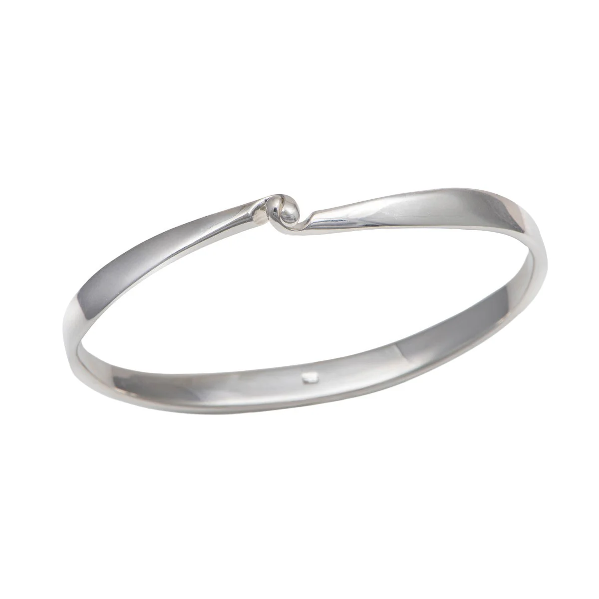 Sterling Silver Clasp Bangle with a Tapered Design - Image 2