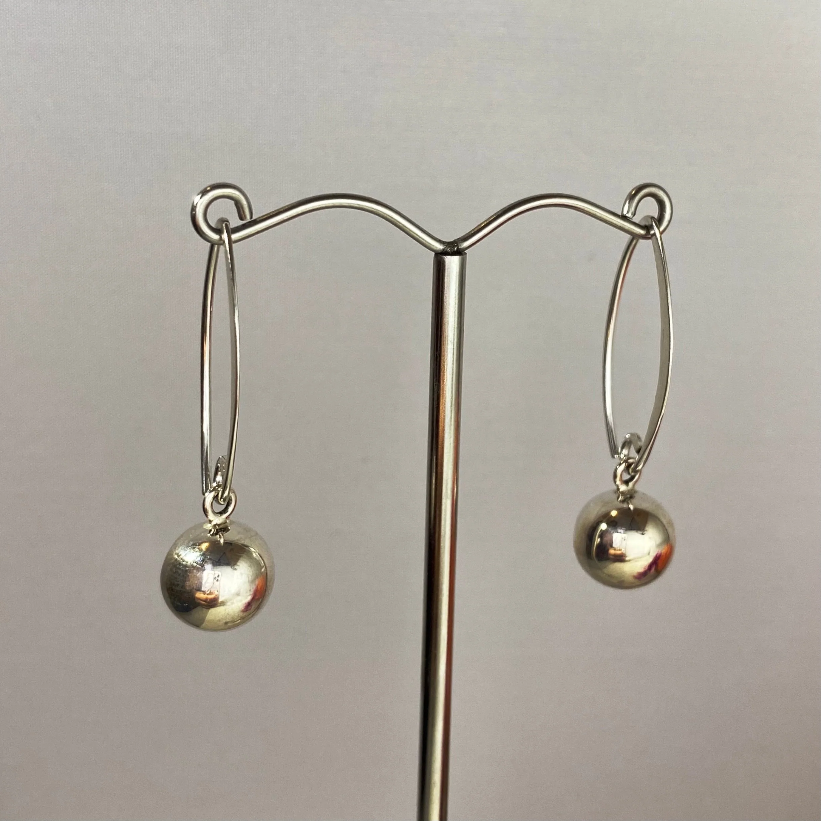 Sterling Silver Threader Earrings - Sphere - Image 3