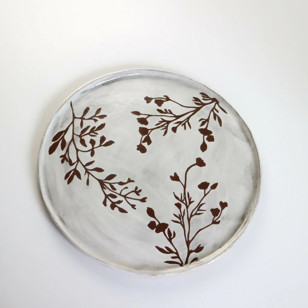 Stoneware Plate in Botanical Design - Image 8