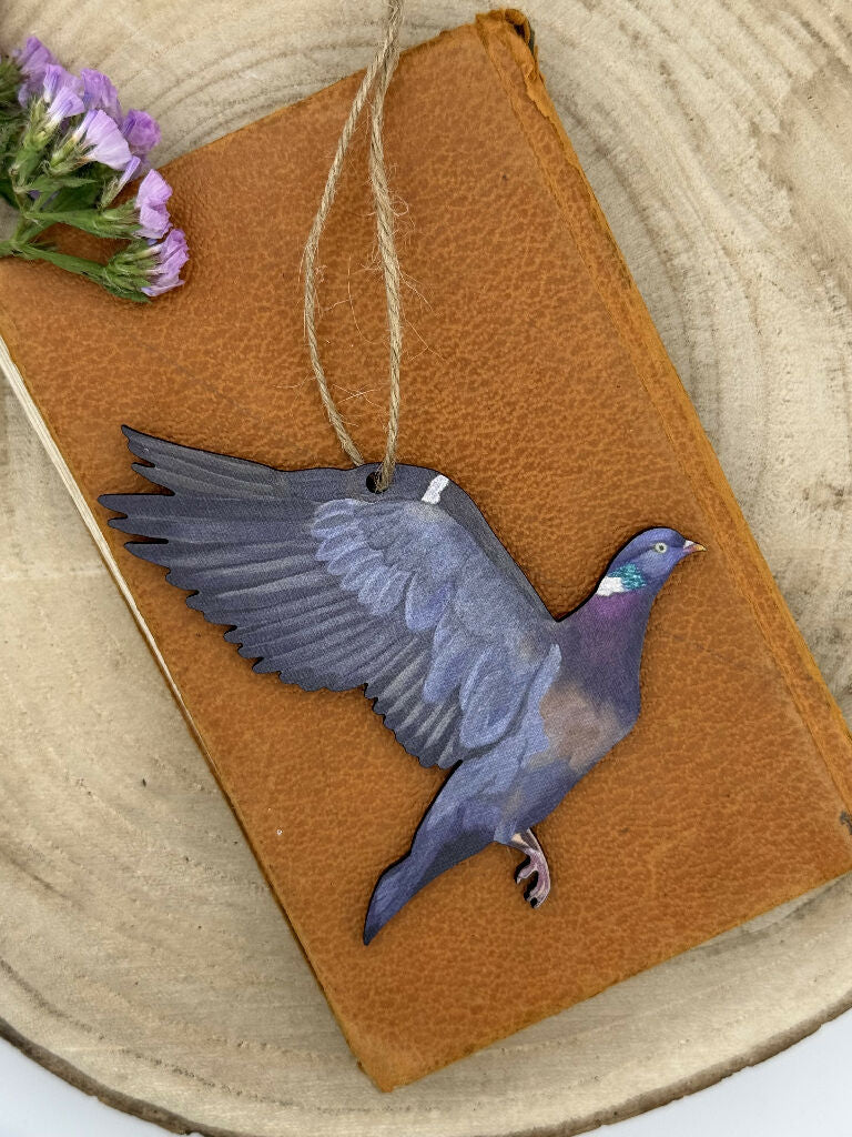 Sustainable Wood Pigeon Decoration