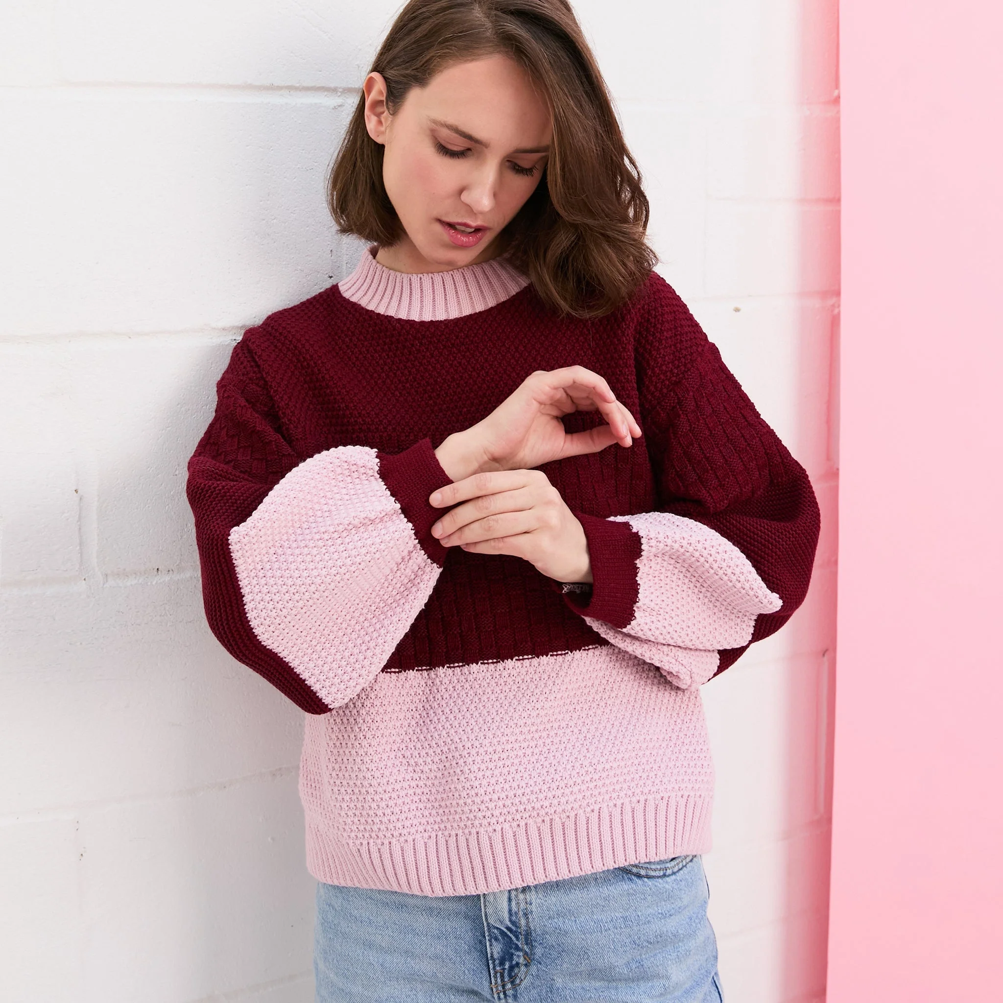 Taz Recycled Cotton Mix Two Tone Jumper - Burgundy - Image 3