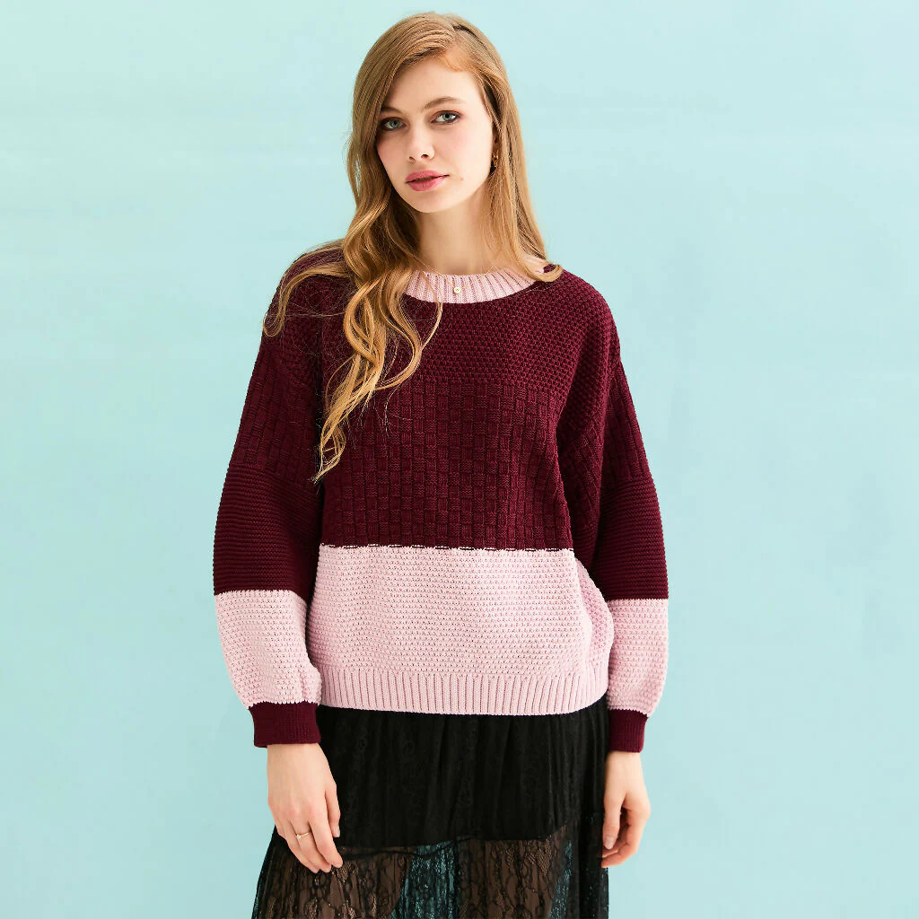Taz Recycled Cotton Mix Two Tone Jumper - Burgundy - Image 7