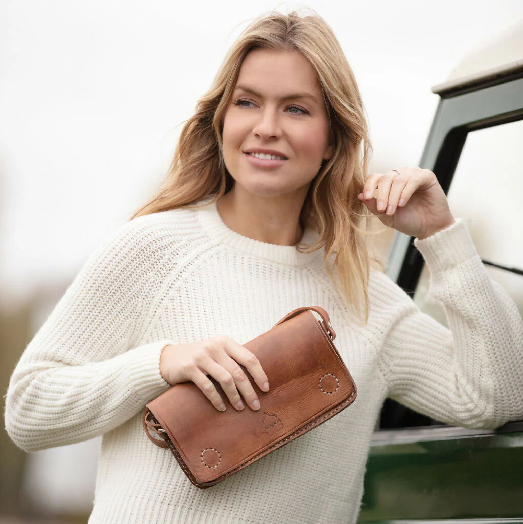 The Kenitra Shoulder Bag in Tan