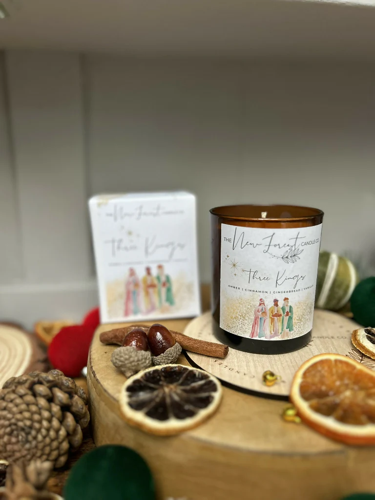 Three Kings Luxury Christmas Soy Candle - Image 10