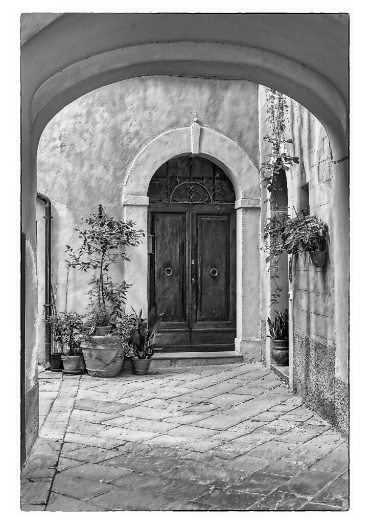 Through the Arch - Image 2