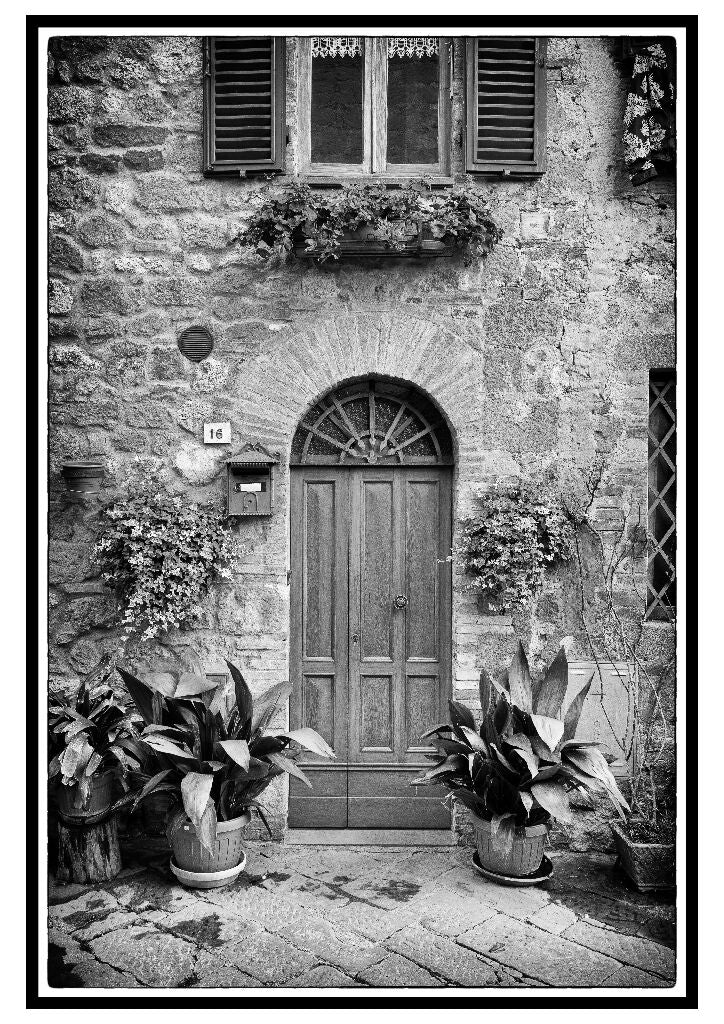 Tuscan Garden - Image 2