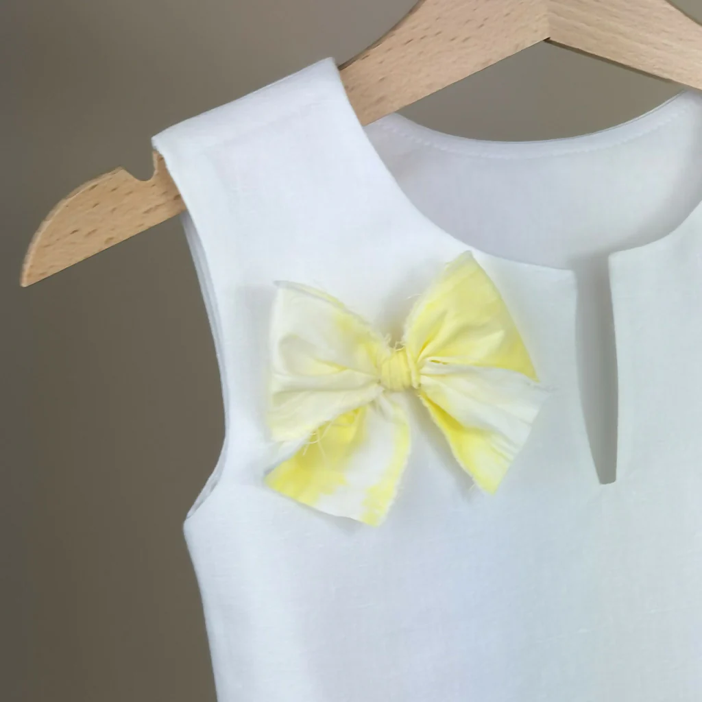 V-neck Girls Top with Yellow Ribbon Feature - Image 2