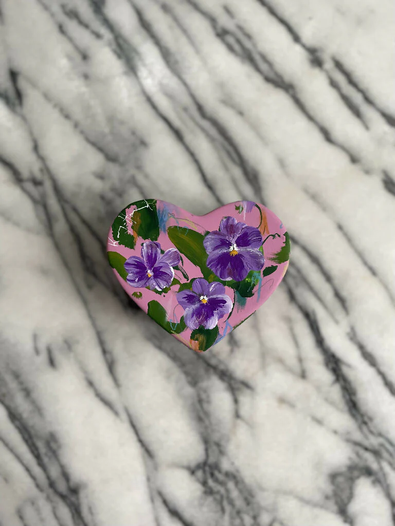 'Violet' - Ceramic Floral Heart Keepsake Box - Image 2