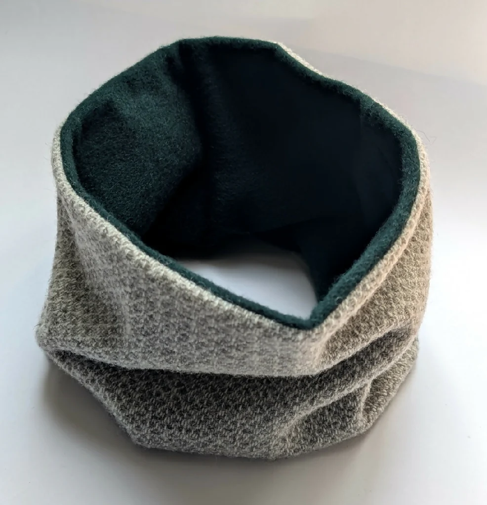 Welsh Wool and Cashmere Scarf - Image 3