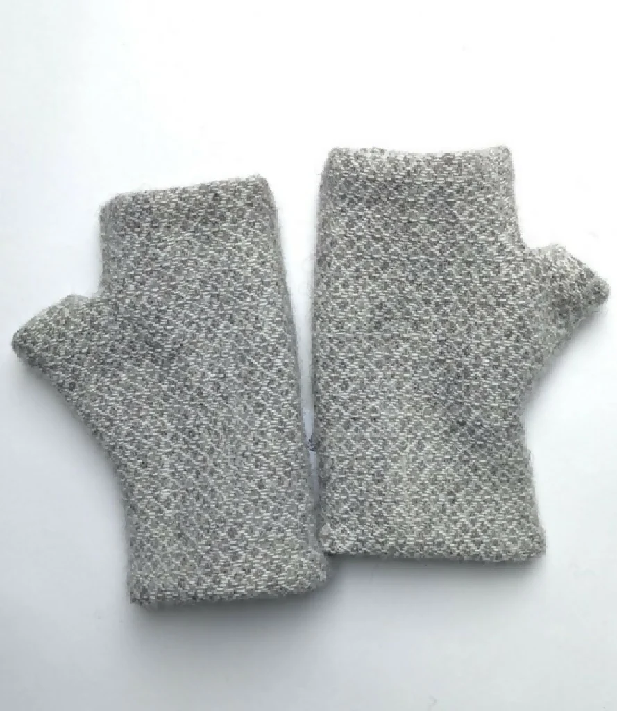 Welsh wool Mittens - Image 2