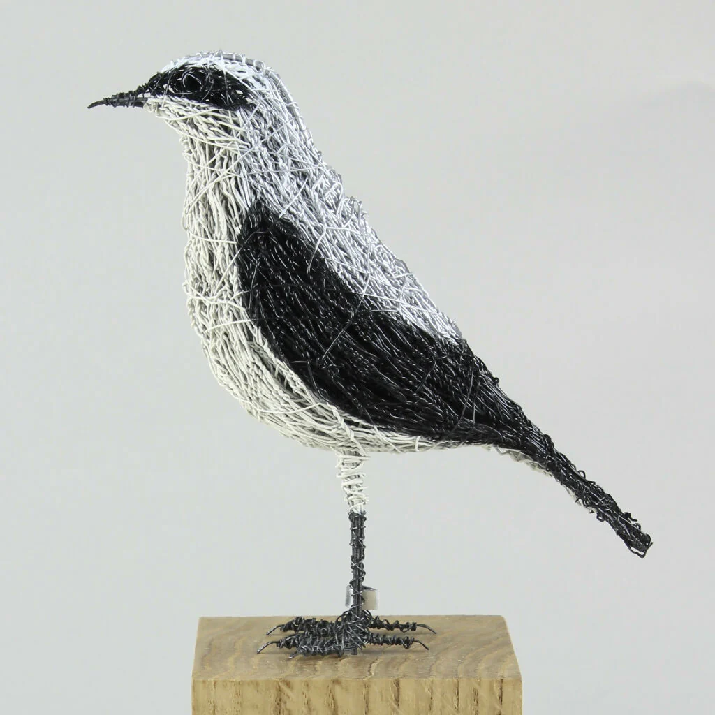 Wheatear Wire Bird Sculpture - Image 2