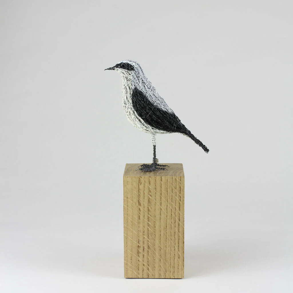 Wheatear Wire Bird Sculpture - Image 3