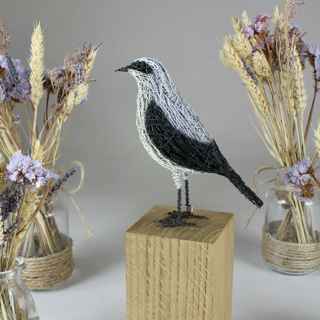 Wheatear Wire Bird Sculpture - Image 4