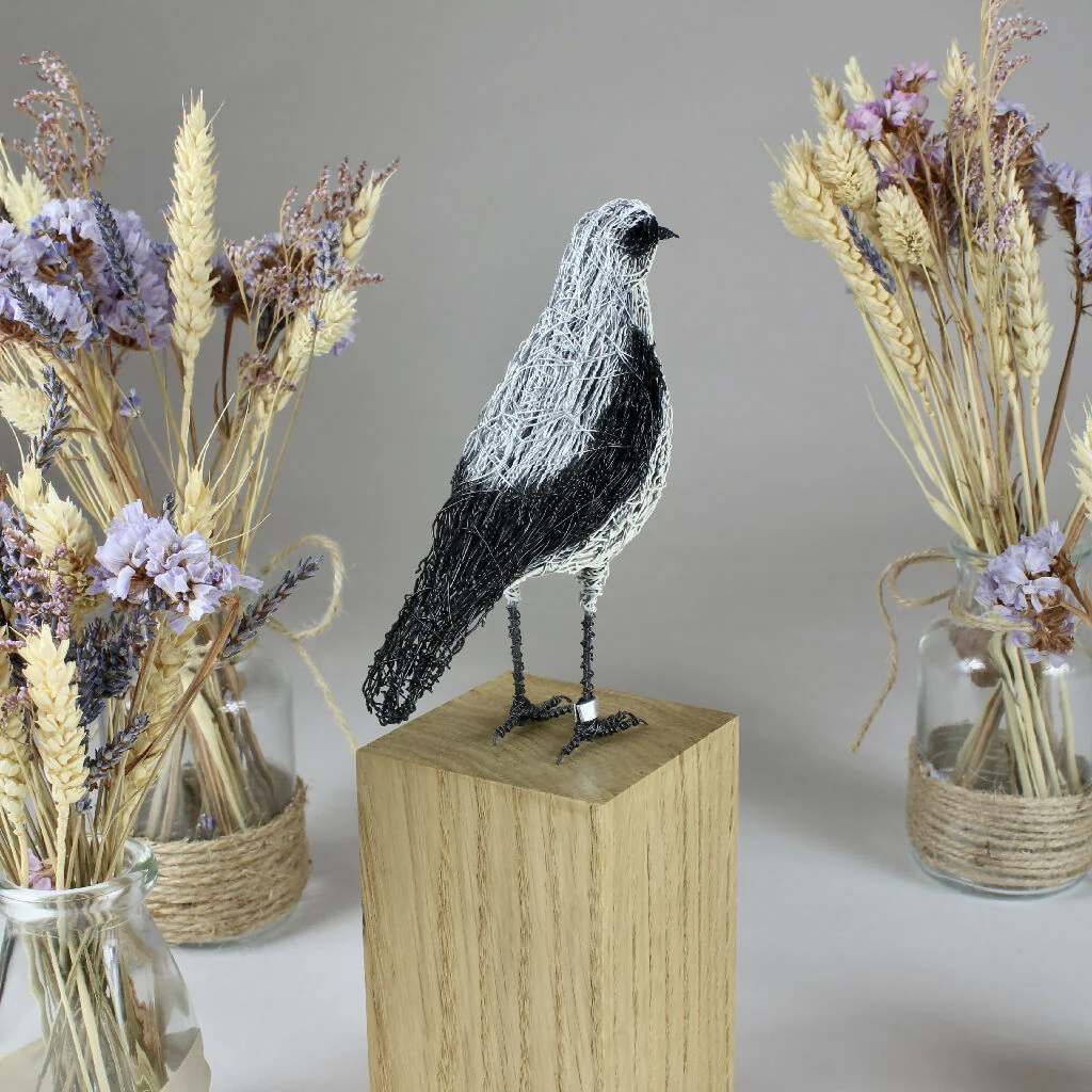 Wheatear Wire Bird Sculpture - Image 6