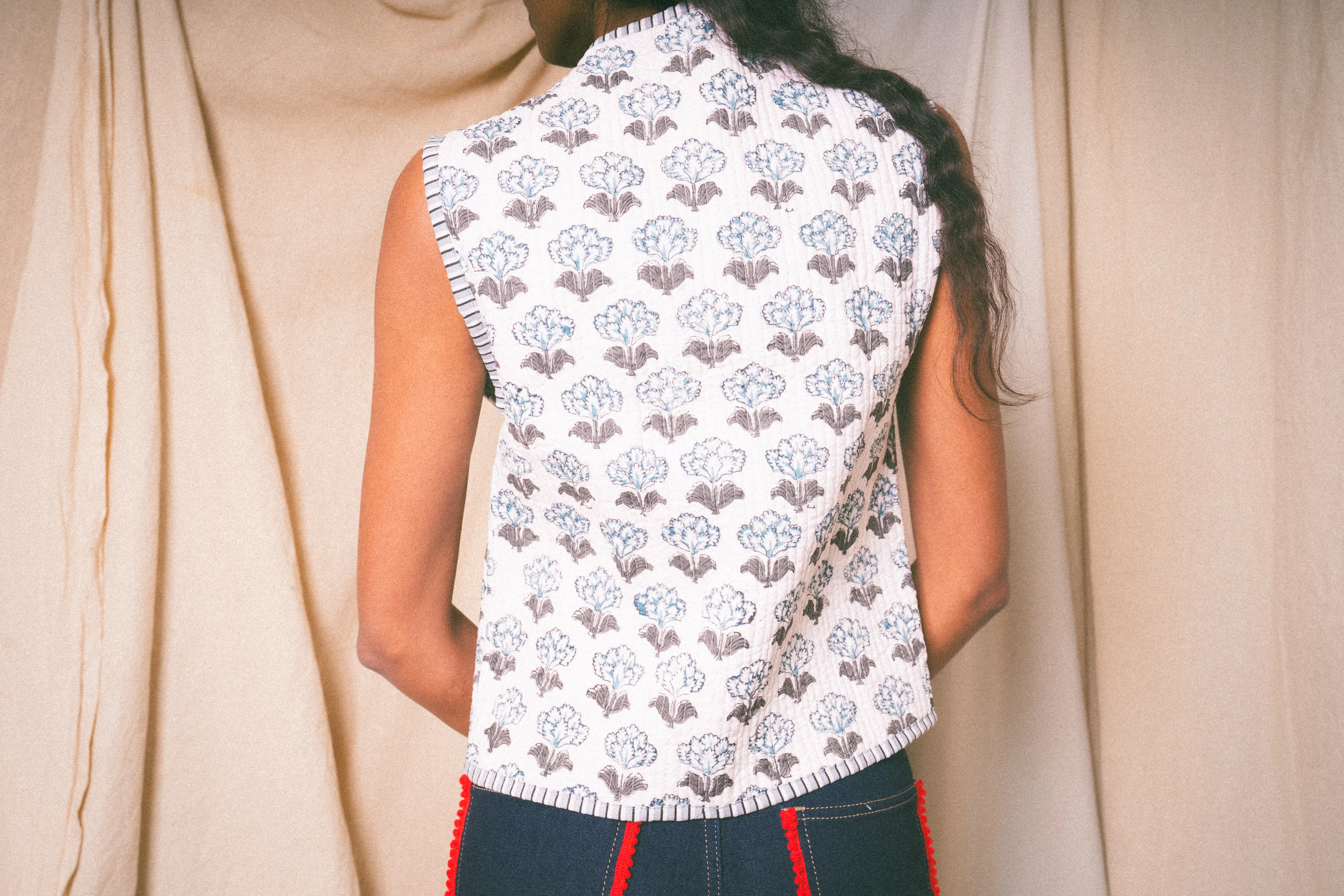 White Amour Waistcoat - Image 3