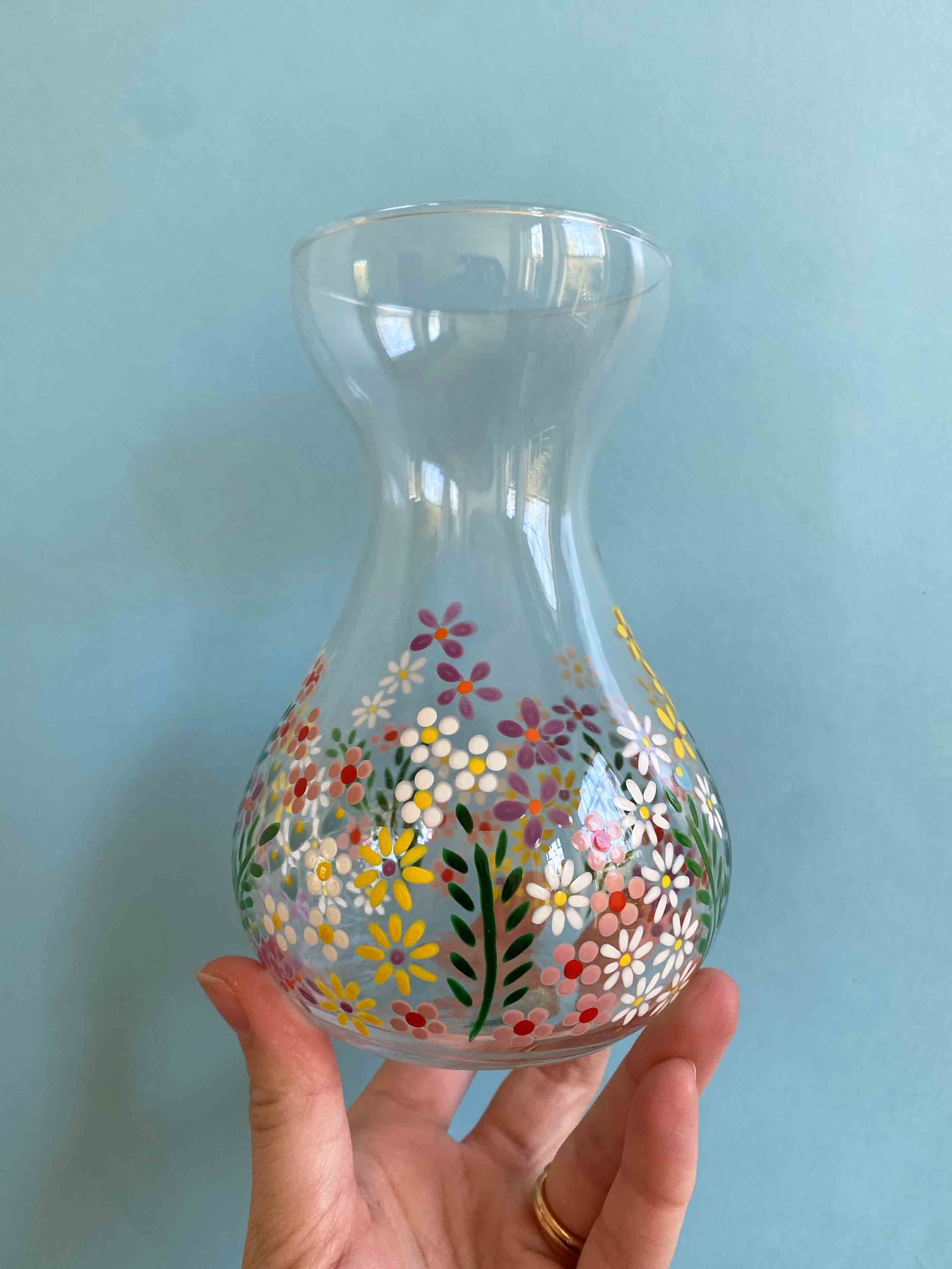 Wild flower vintage petite slim vase - Image 4