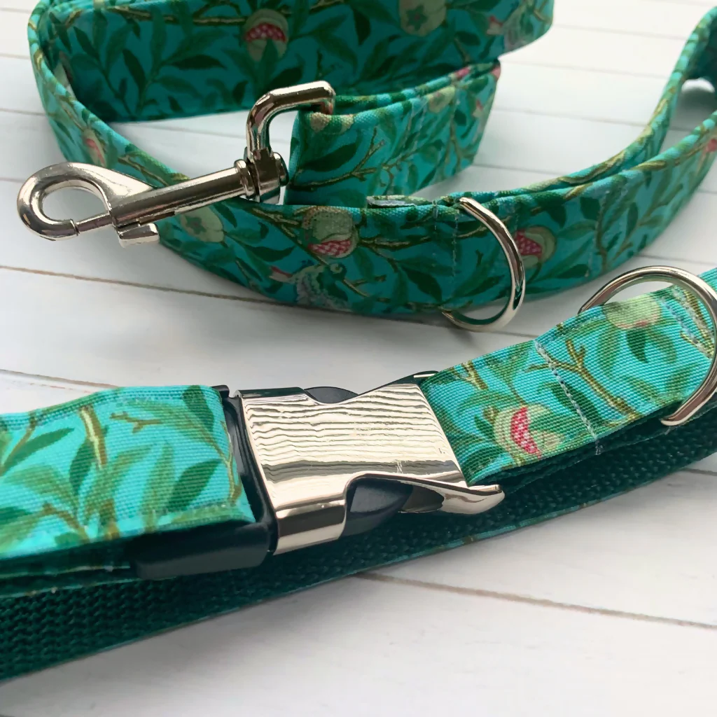 William Morris “Bird and Pomegranate” Canvas Collar and Lead Gift Set in Duck Egg - Image 3