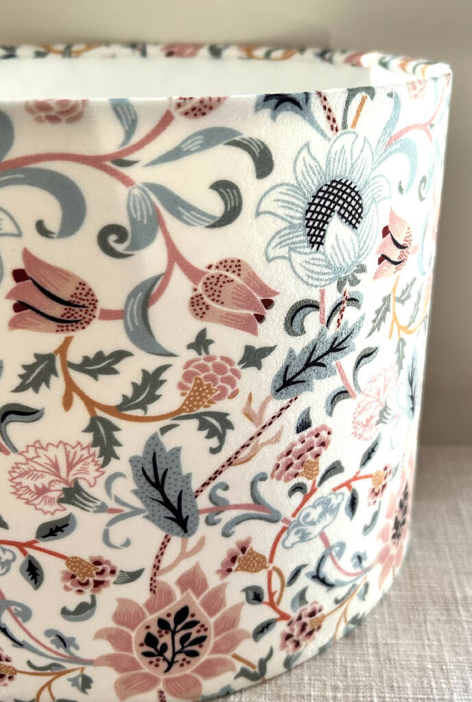 William Morris 'Evenlode' Velvet Lampshade - Image 3