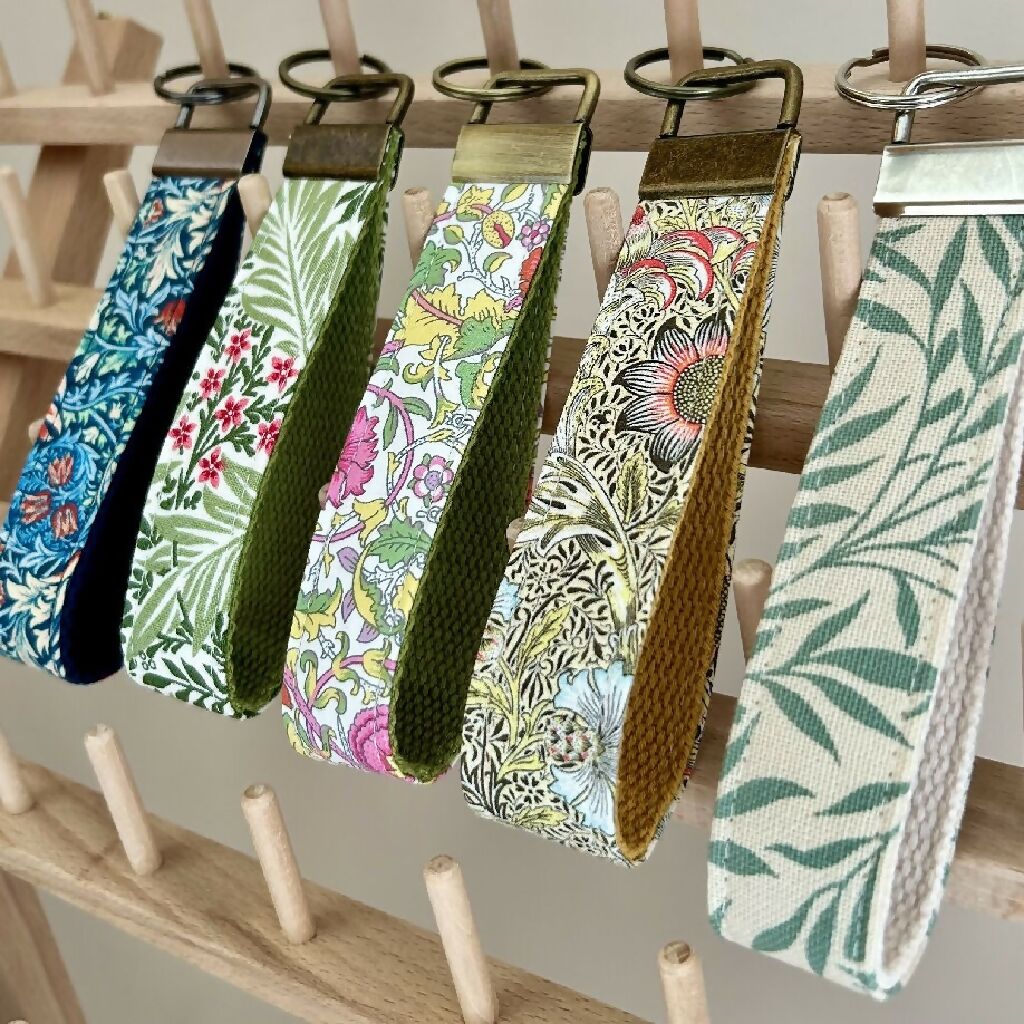 William Morris Fabric Keyring - Image 2