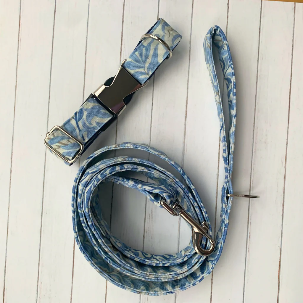 William Morris “Willow Bough” Canvas Collar and Lead Gift Set in Sea Breeze - Image 2