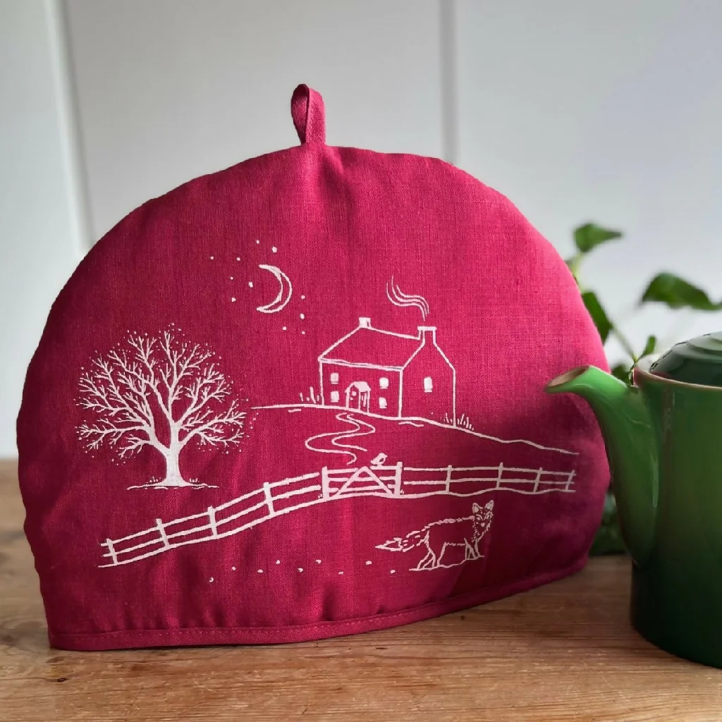 Winter Fox Linen Tea Cosy - Image 5