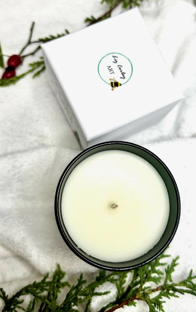 'Winter Wonderland' 200g Candle - Image 2