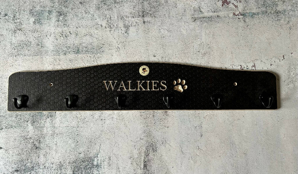 Wooden Dog Lead Rack - Image 4