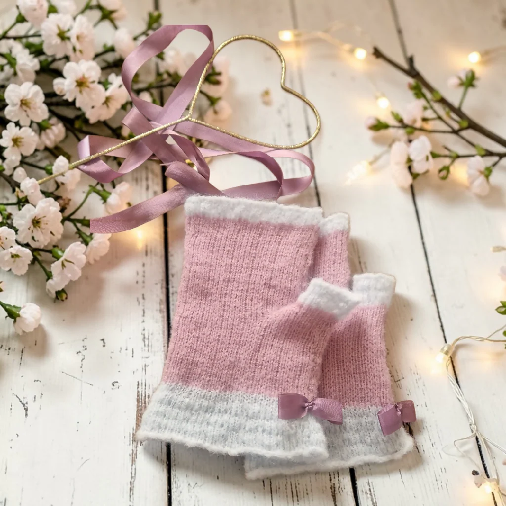 Woollen knitted soft gloves - Image 4