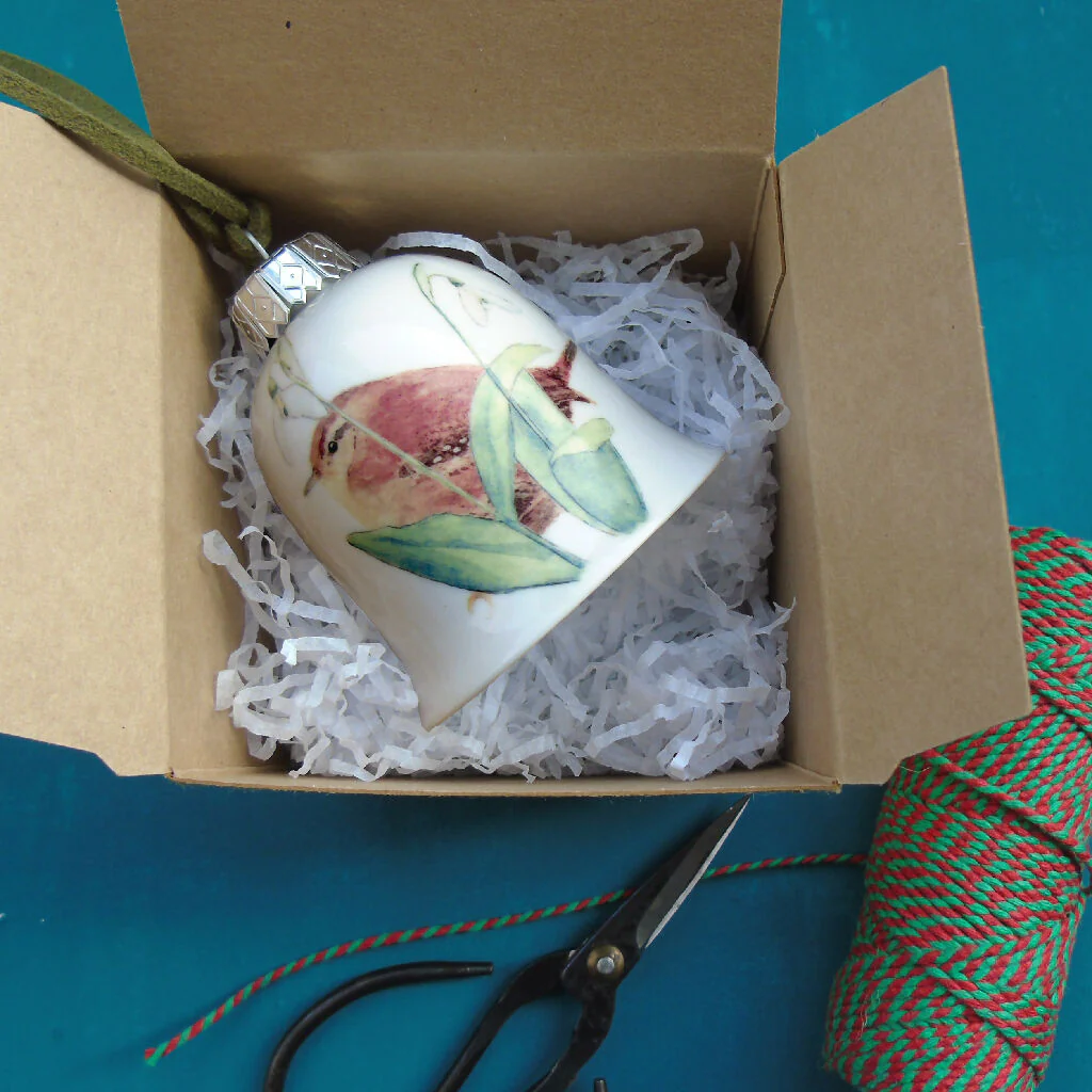 Wren and Snowdrops Fine Bone China Bell Decoration - Image 7