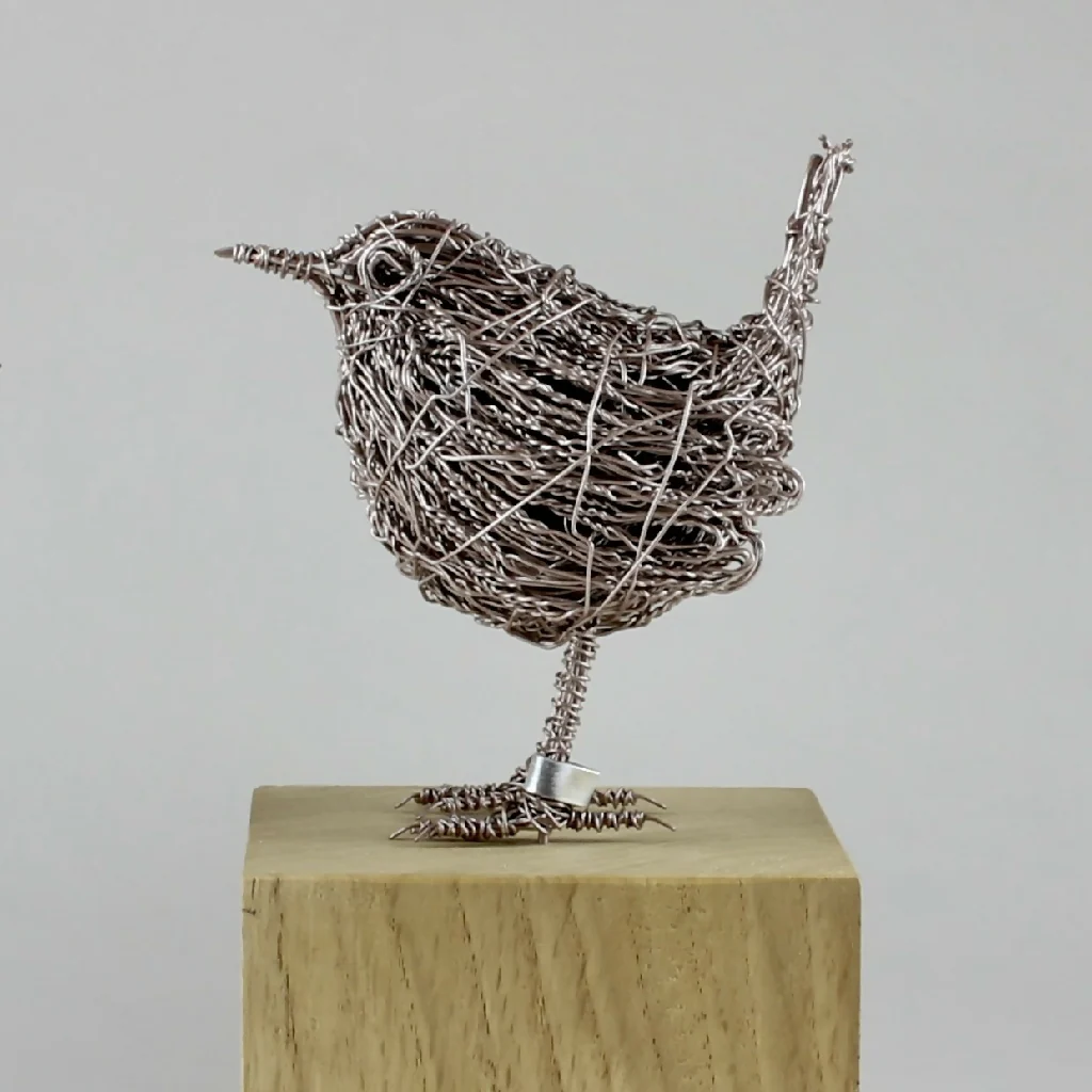 Wren Wire Bird Sculpture - Image 2