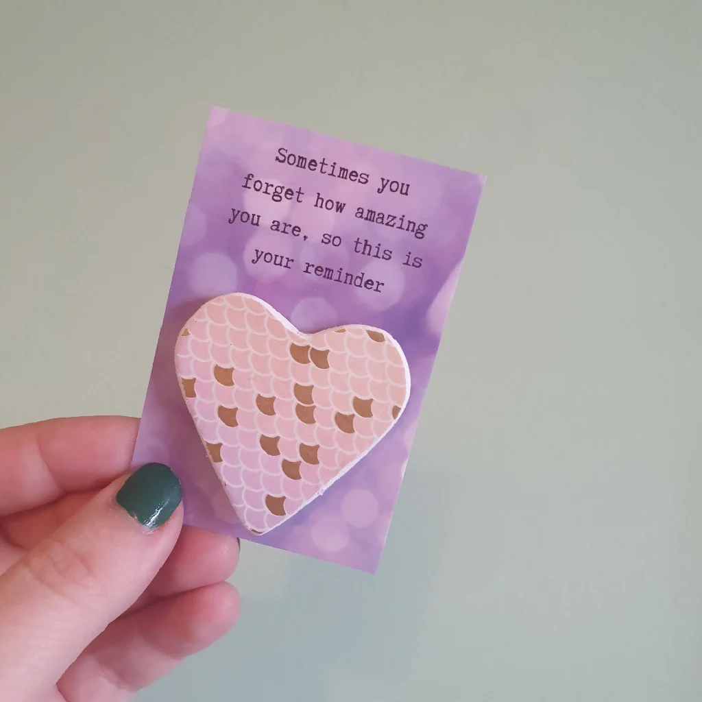 You're Amazing Heart Hug - Sentimental Keepsake - Image 2